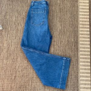Gap high-rise wide leg Jean crops size 10